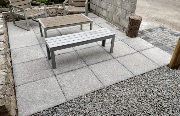 patio paving with benches