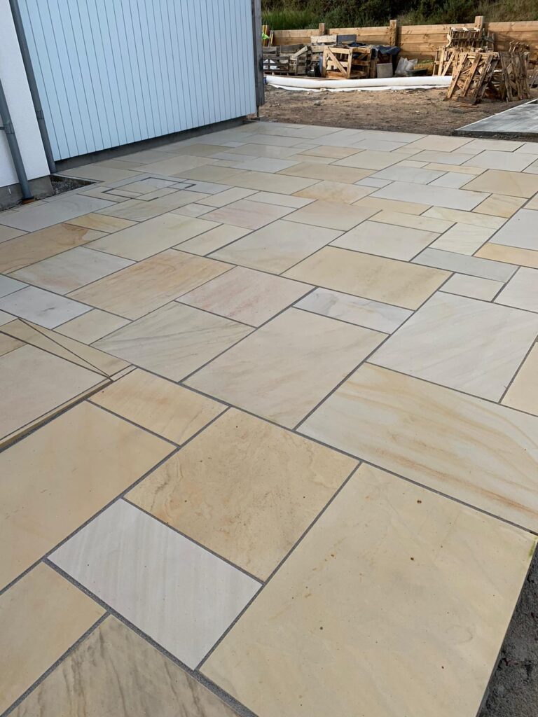 commercial paving and landscaping